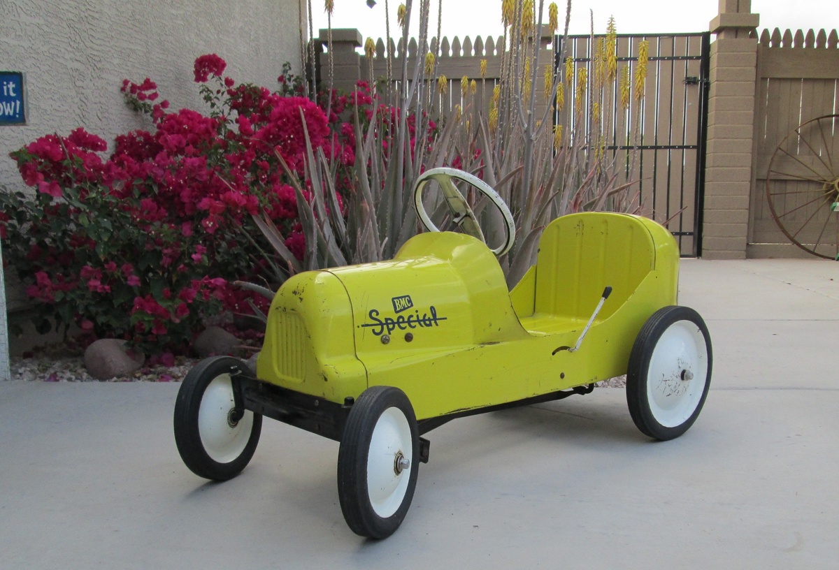 BMC Racer Pedal Car