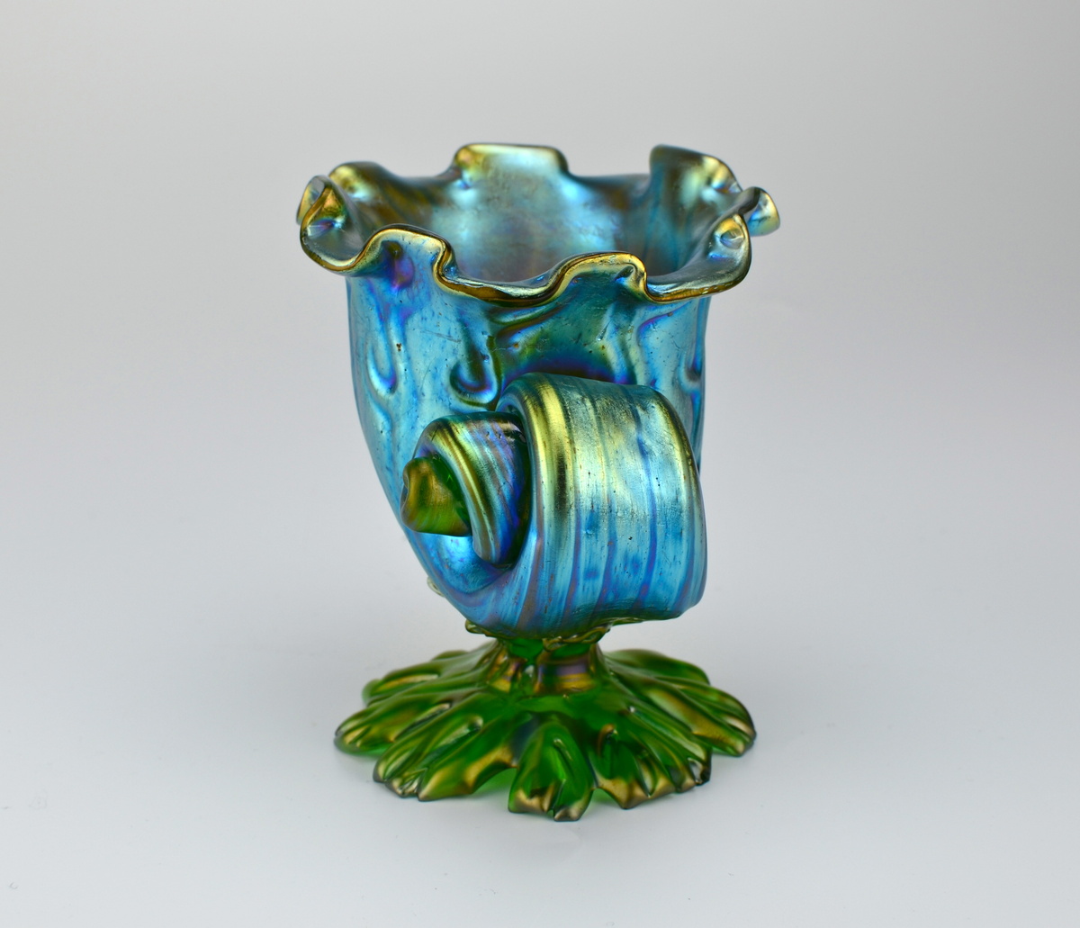 Loetz Neptune Seashell, circa 1899 - Art Nouveau