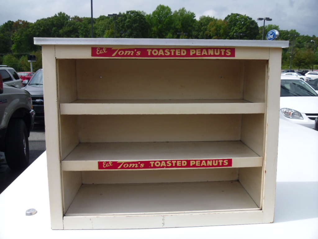 ~~"Eat Toms Peanuts" ....Display Case~~