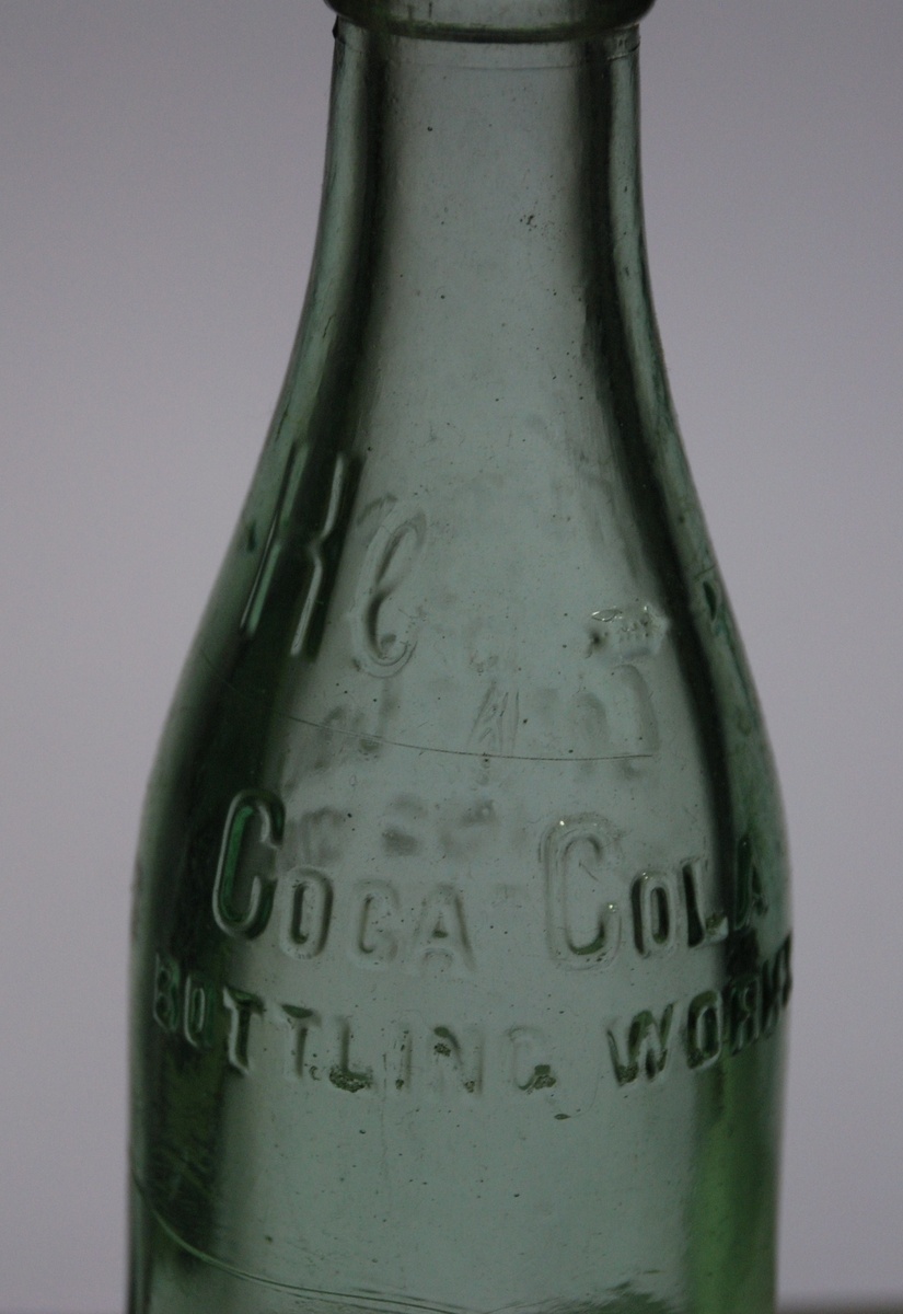 Mystery Vintage Cola Cola Bottle?