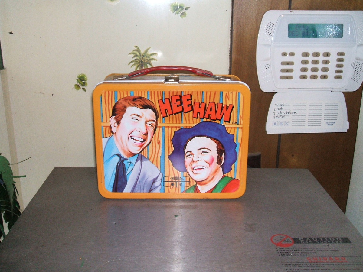 1970 Hee Haw Lunchbox never used.