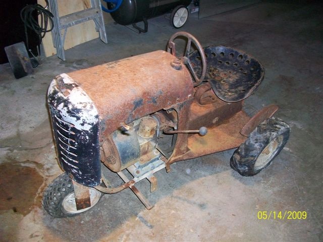 Bantam 3000 Garden Tractor - Tractors