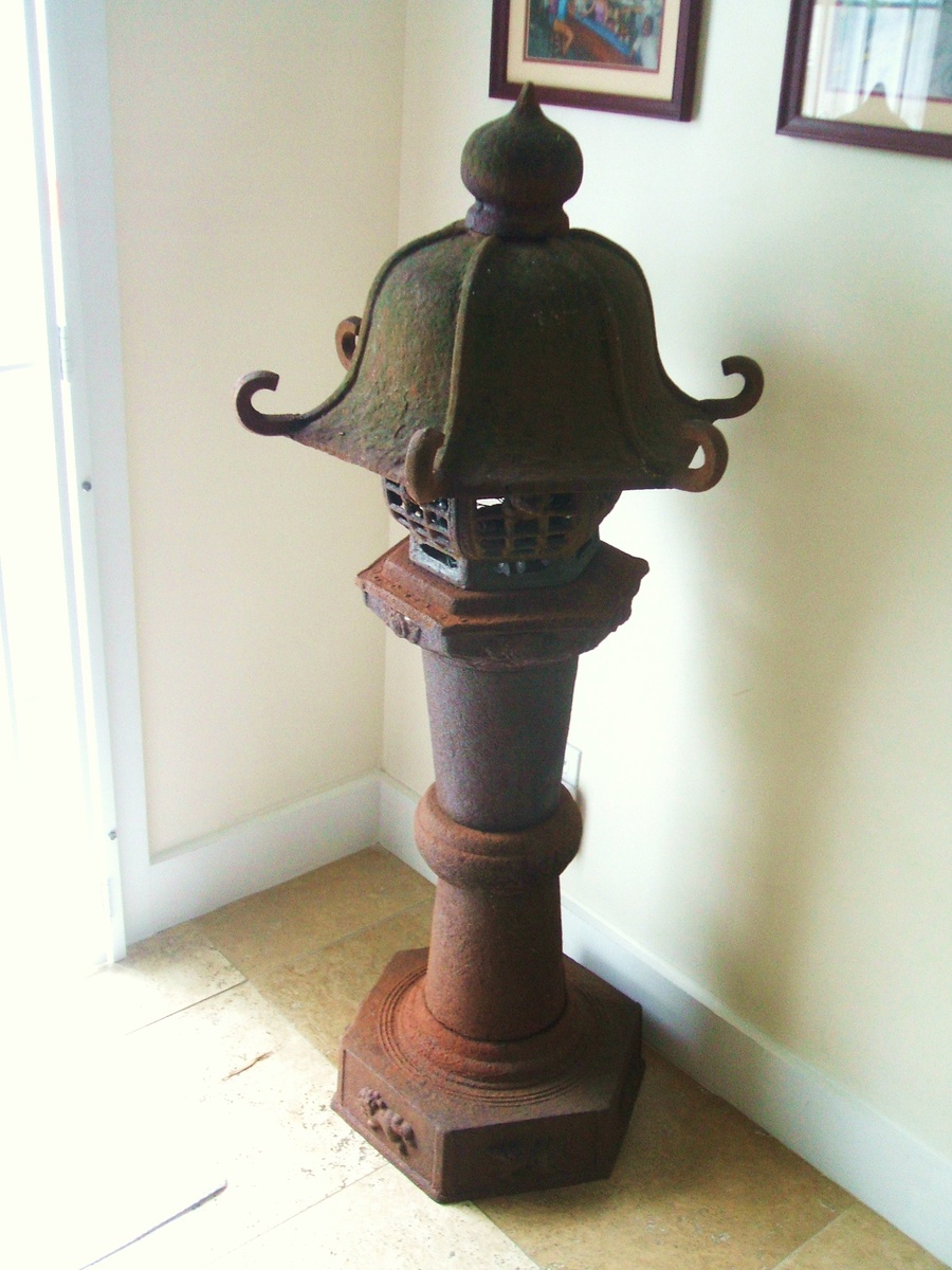 Asian Garden or Pathway Lantern