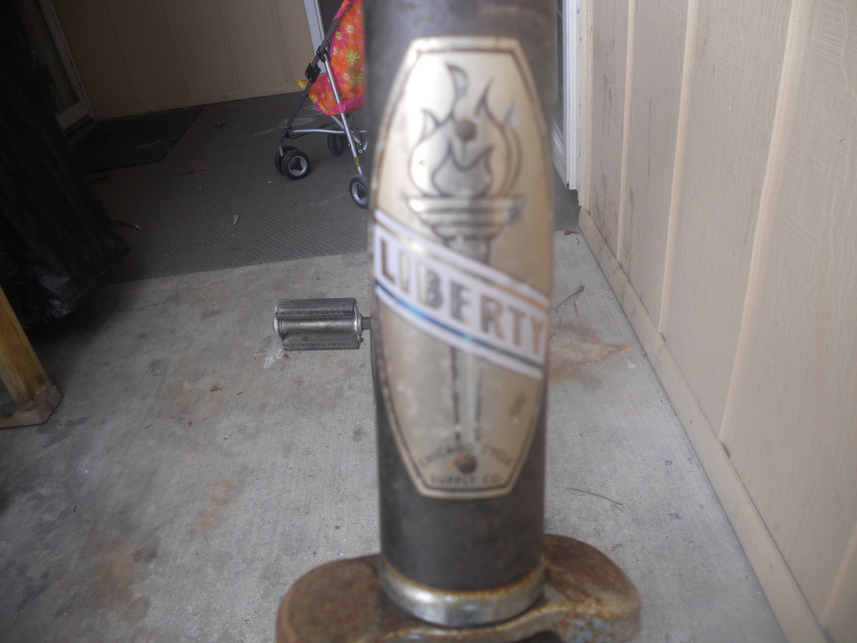 19?? Schwinn Liberty Bicycle - Outdoor Sports