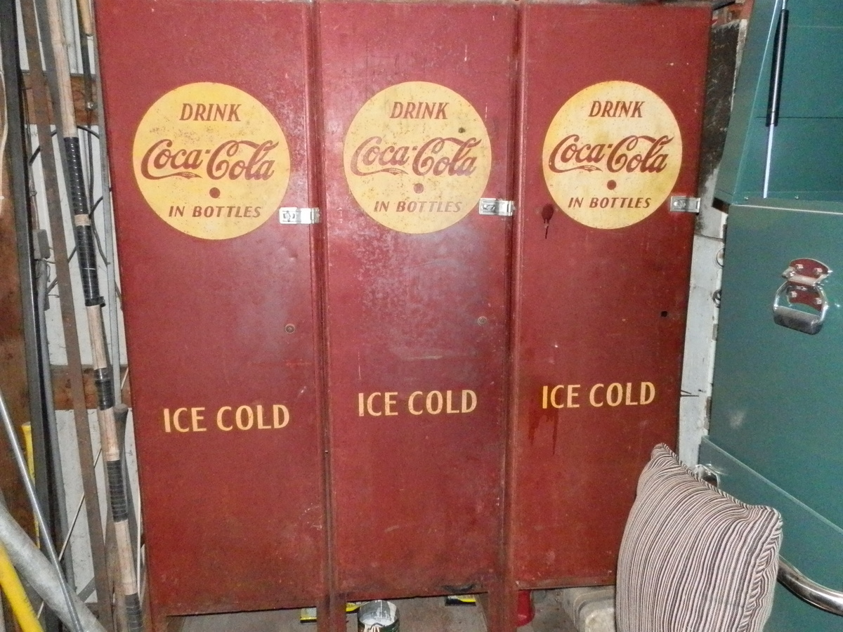 Old and maybe the original first coke machine made