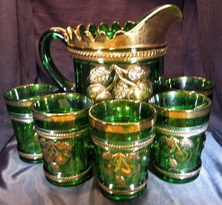 I have always been a fan of Harry's and just look at what I have found! - Glassware