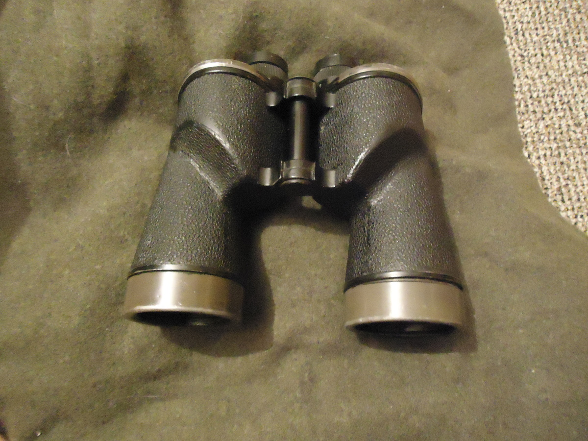 WWII US Navy binoculars - Military and Wartime