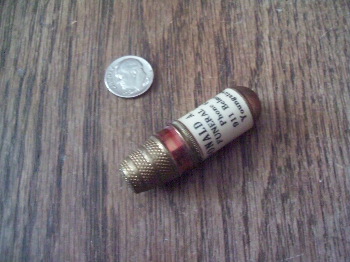 Sewing kit. - Sewing