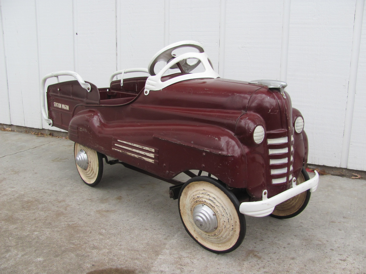 1940 Pontiac Station Wagon Pedal Car