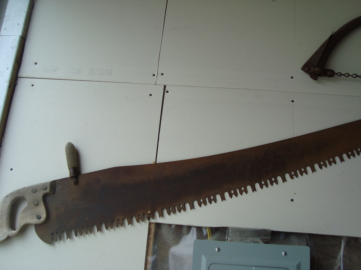 saws    pulley   and  stuff