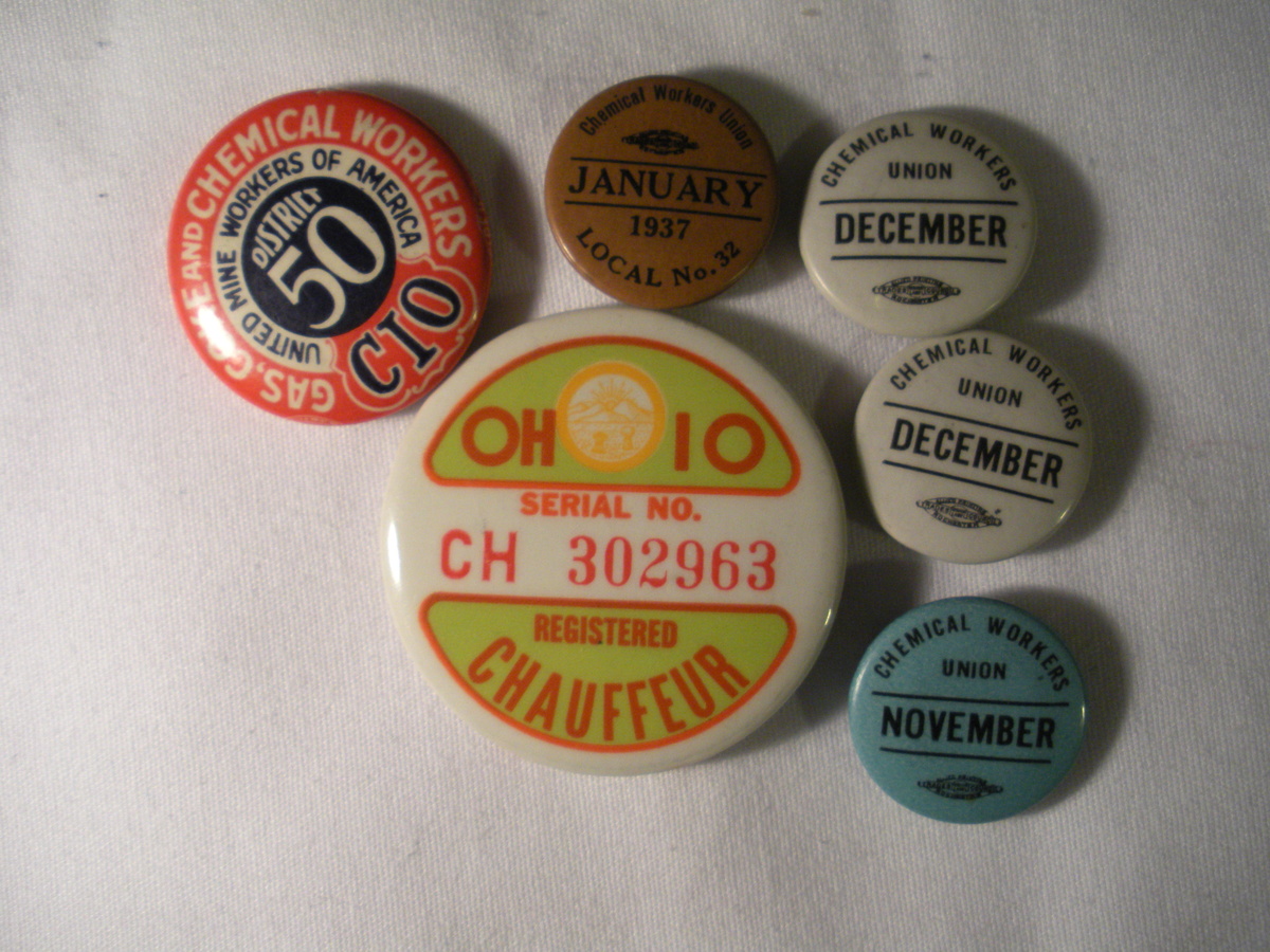 Ohio Chauffeur Badge and UNION PINBACK BUTTONs 1937 Gas Coke and Chemical Workers Union - Advertising