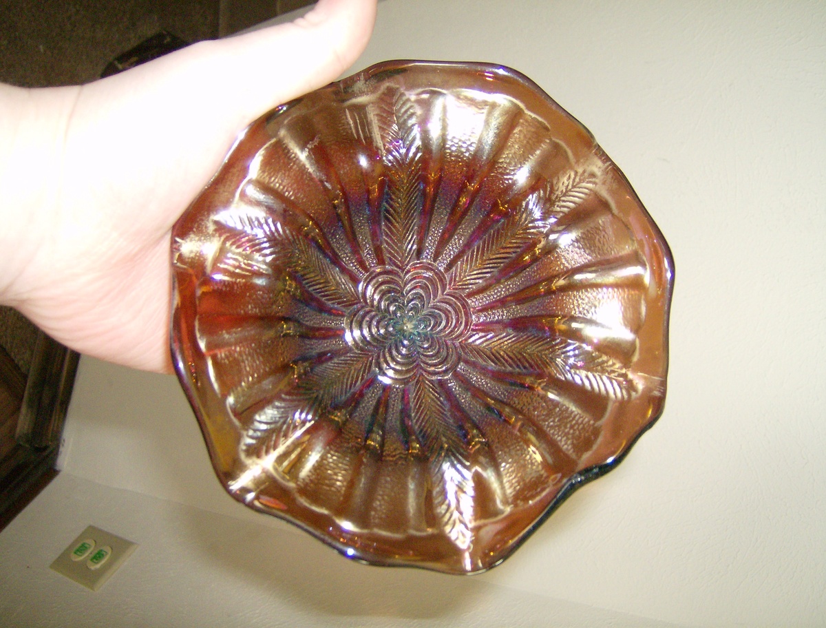 Love the vase, now what is the color and pattern called?