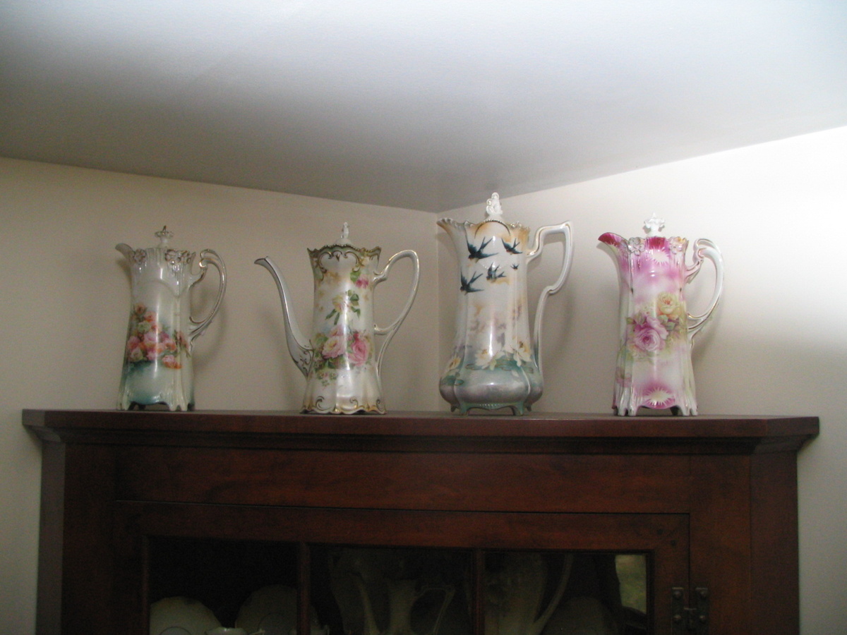 RS Prussia Chocolate and coffee Pots