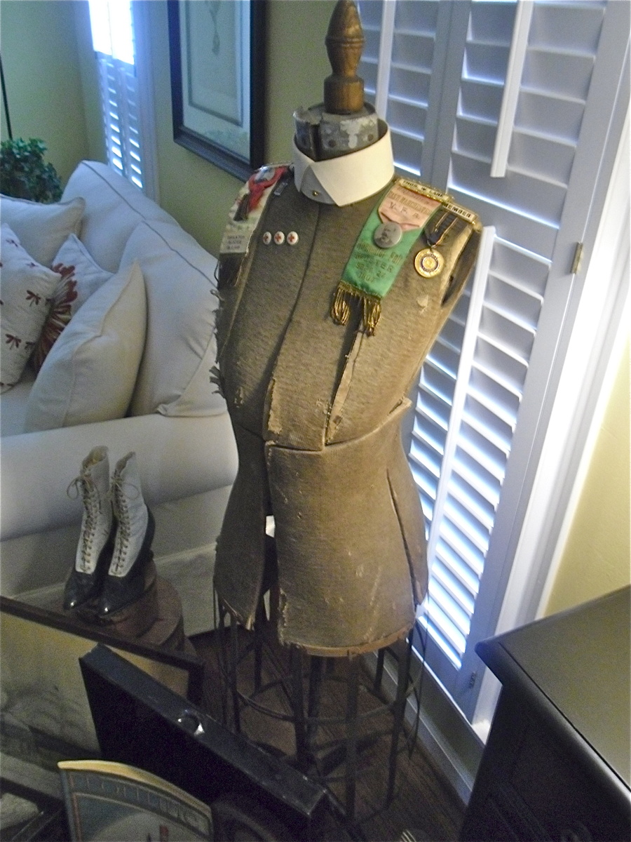 Very early woman's dress form