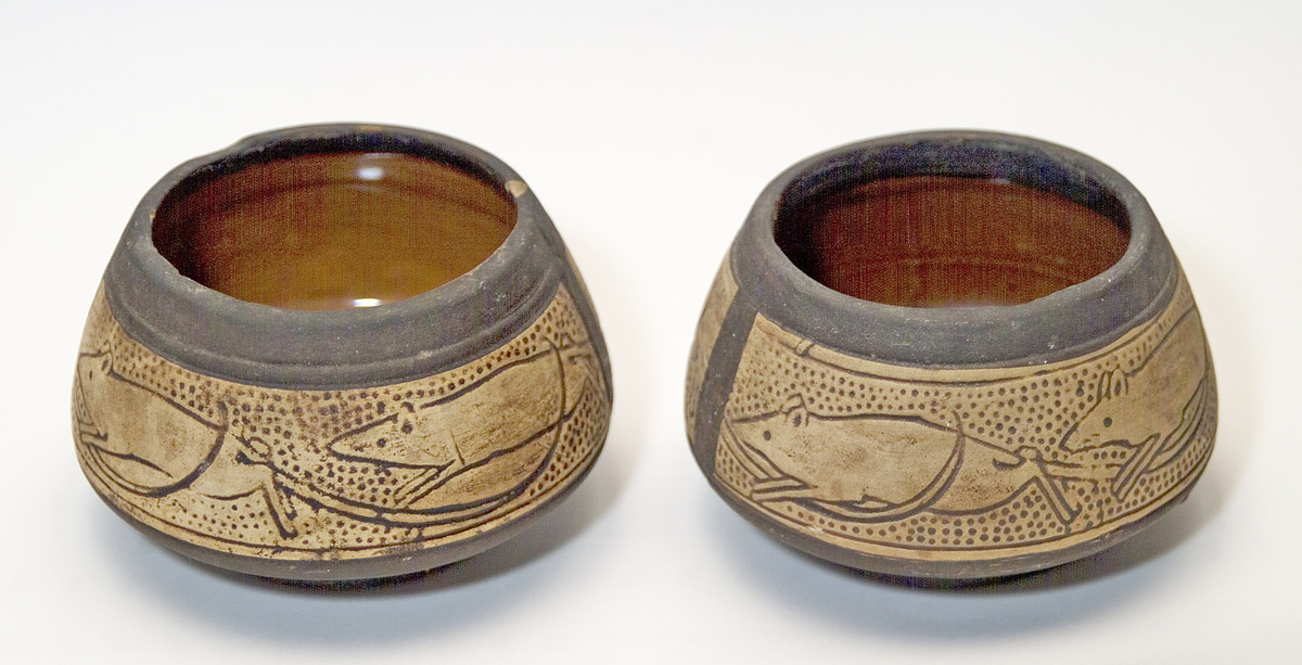 2  bowls ?? - Art Pottery