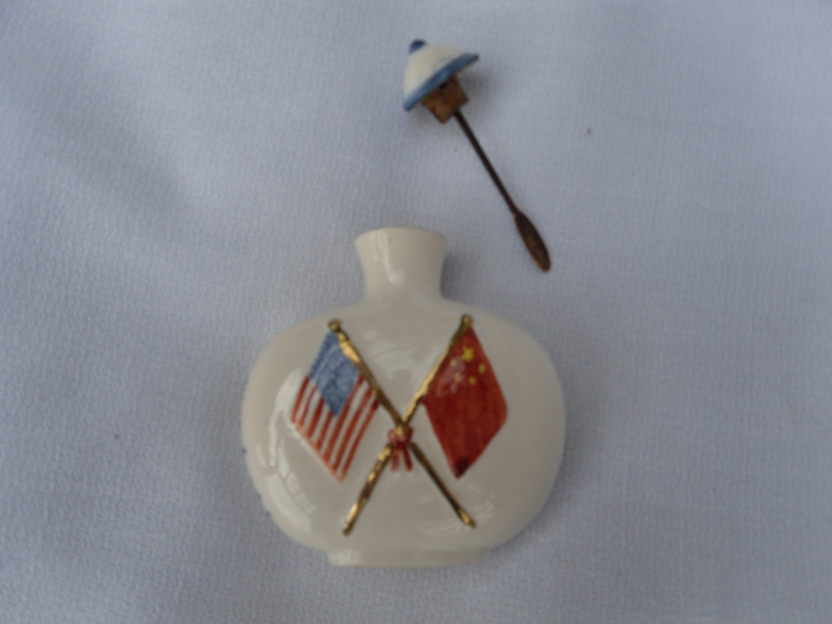 President Nixon & Chairman Mao Snuff Bottle - 1972