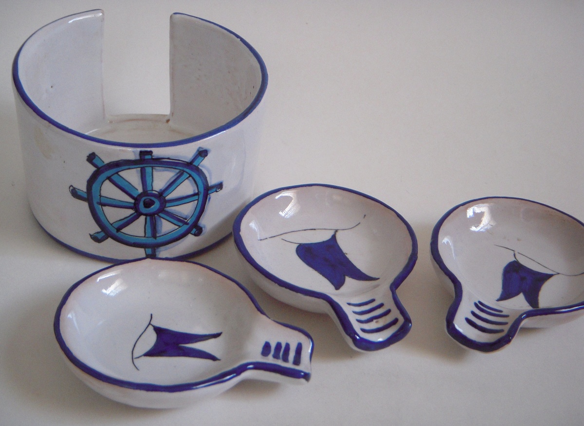 Italian Pottery Mini Ashtrays~Handpainted Nautical Motif~I don't recognize the Mark