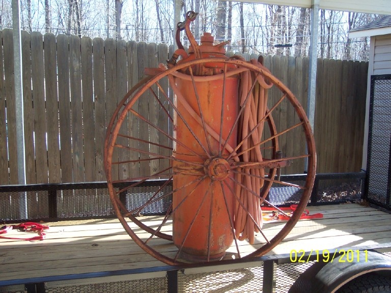 Fire extinguisher on wheels - Firefighting