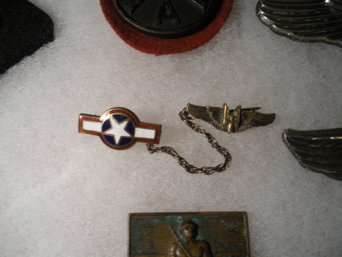 WWII Army Air Corps Sweetheart pieces, Enamel wing insignia, Army Air Forces,  and double heart wings - Military and Wartime