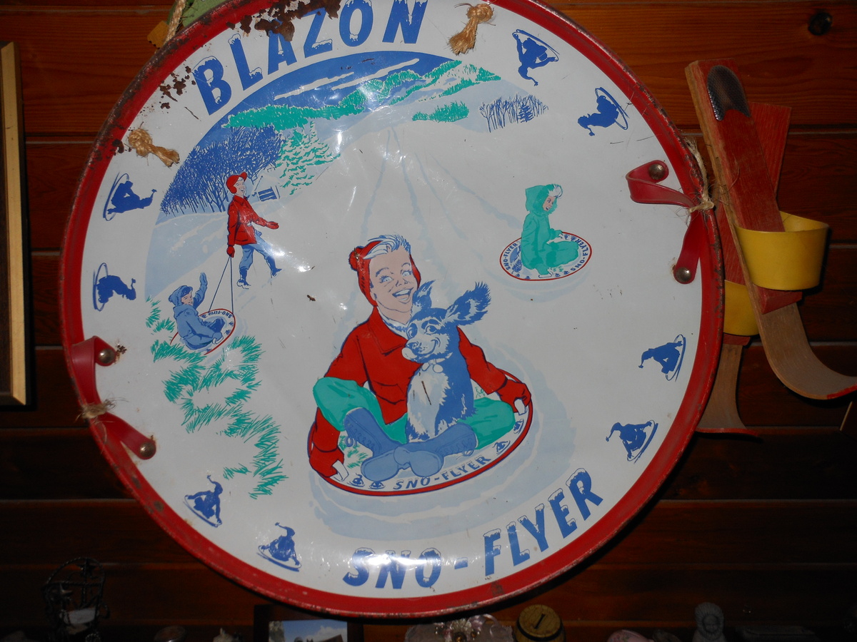 Blazon Sno-Flyer
