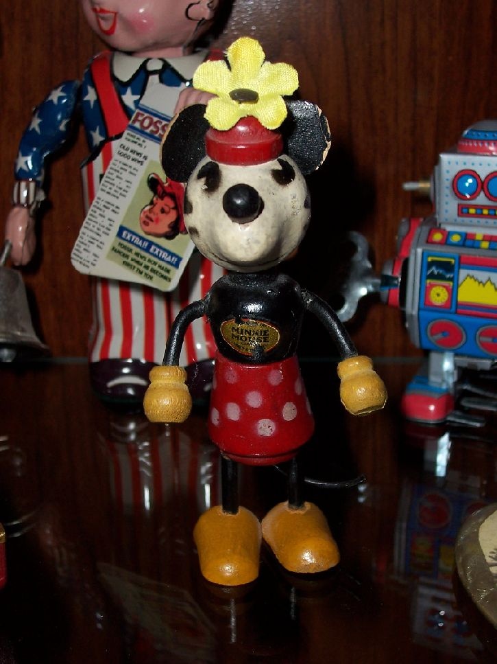Minnie Mouse Fun-E-Flex Wooden Toy Figure - Dolls