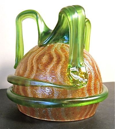 CZECH BIZARRE I: A KRALIK BOWL - Art Glass
