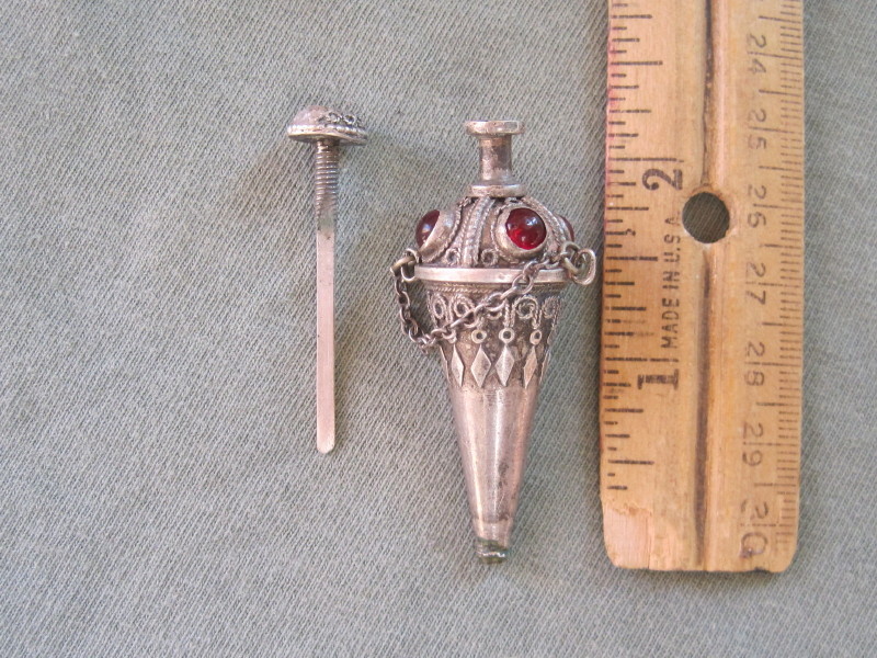 Unique Sterling Sliver Trinket? Perfume Dauber?