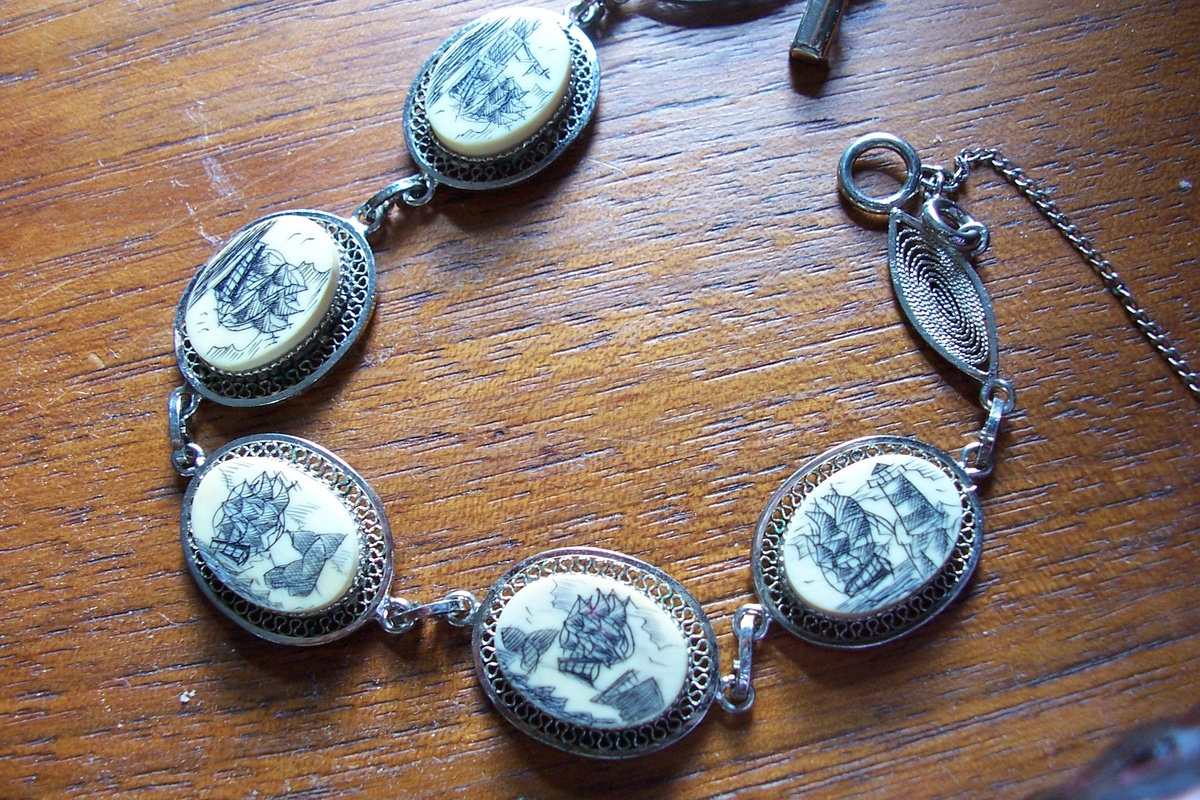 Scrimshaw bracelet