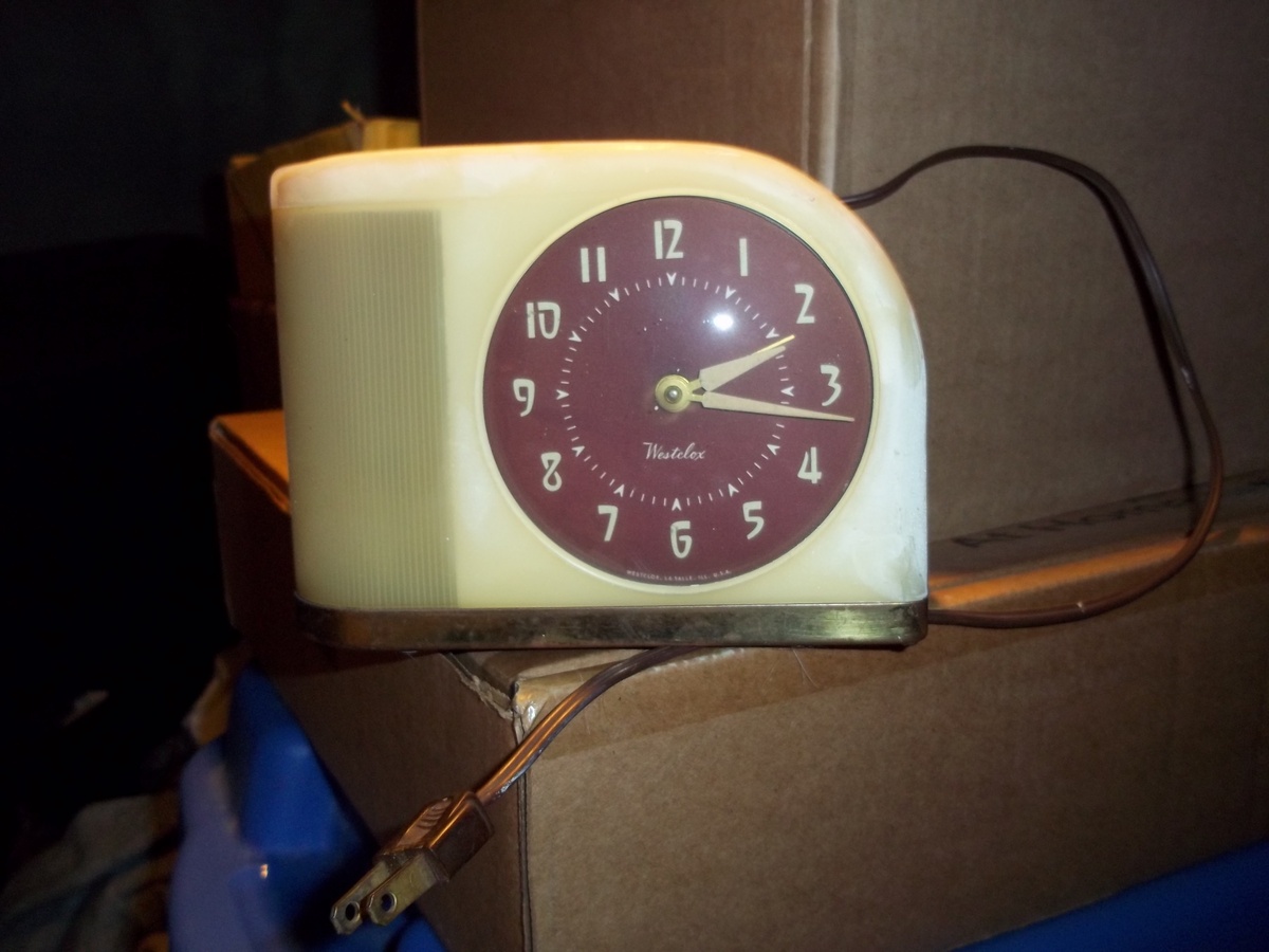 Westclox Moonbeam alarm clock