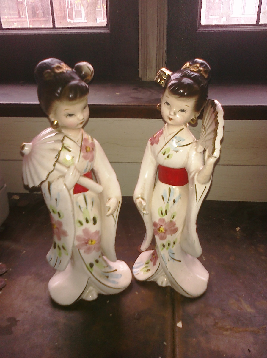 Asian figures  - Asian