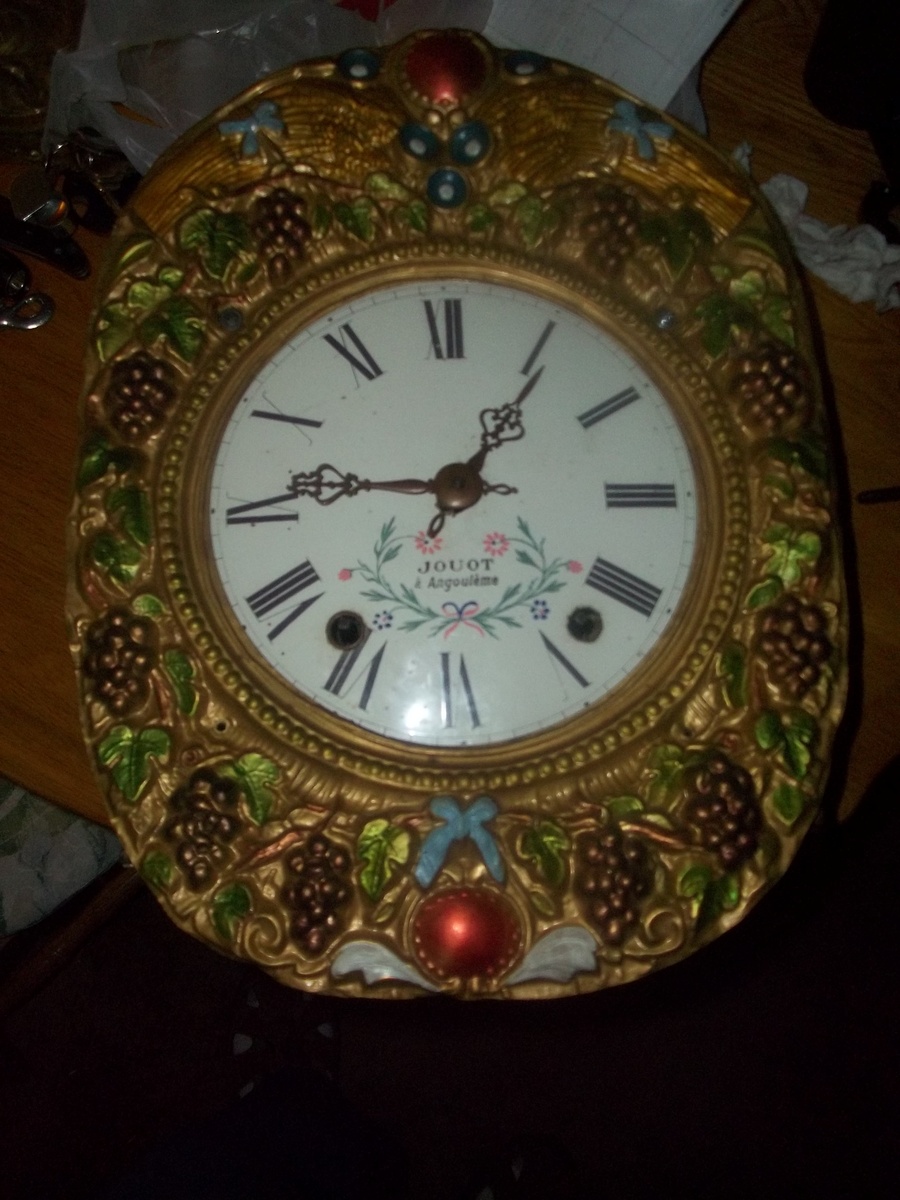 VINTAGE WALL PENDULUM CLOCK - Clocks