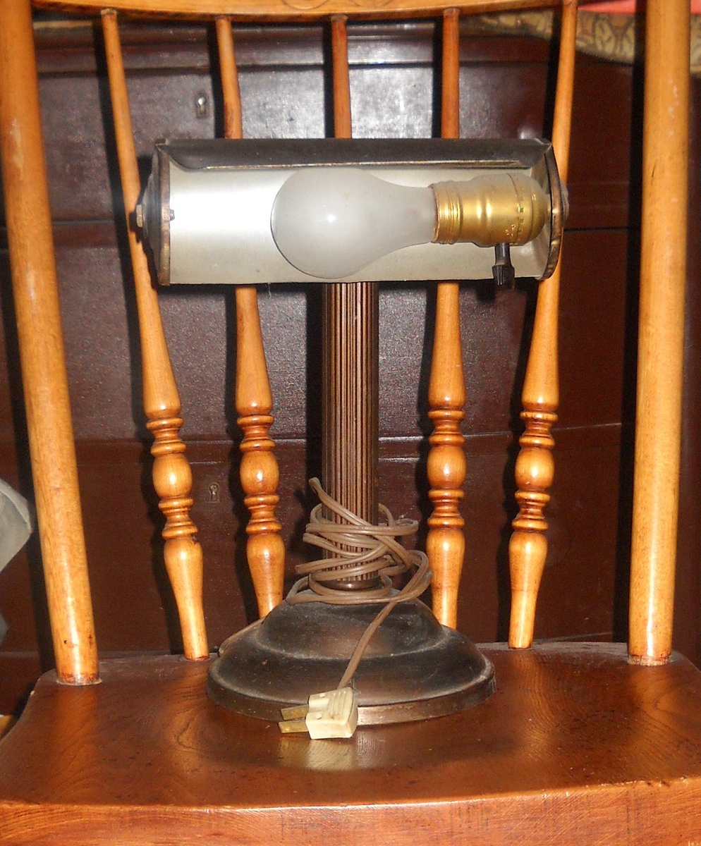 General Electric Desk Lamp - Lamps