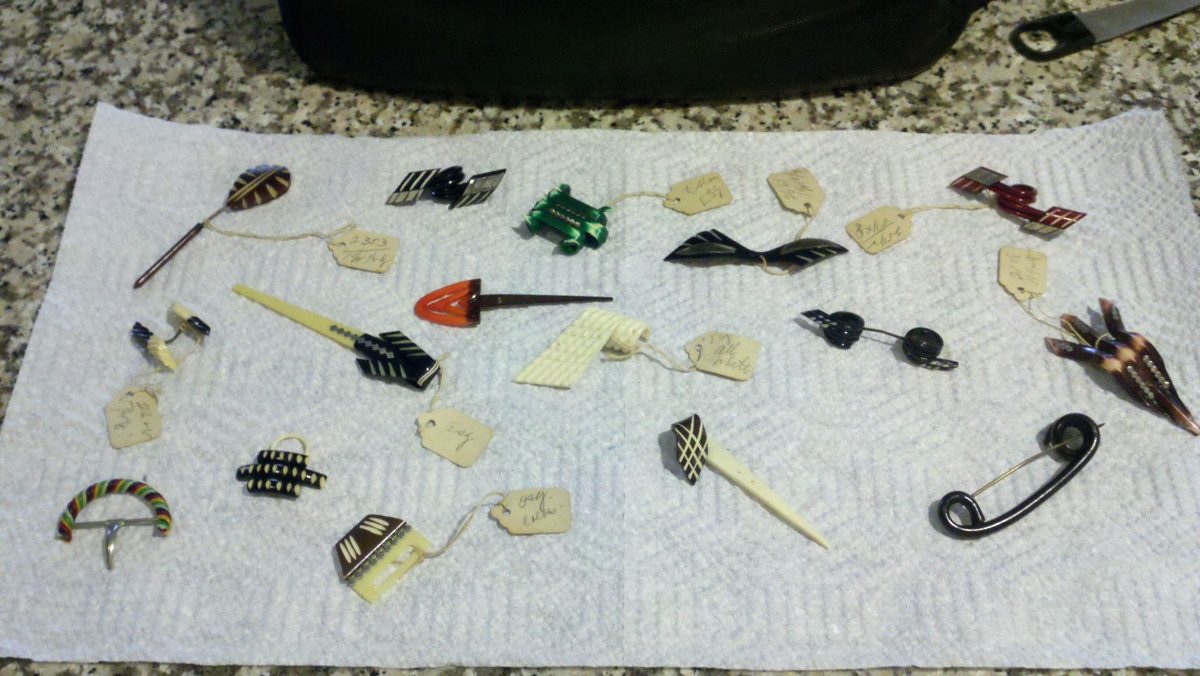 Bakelight???? - Costume Jewelry