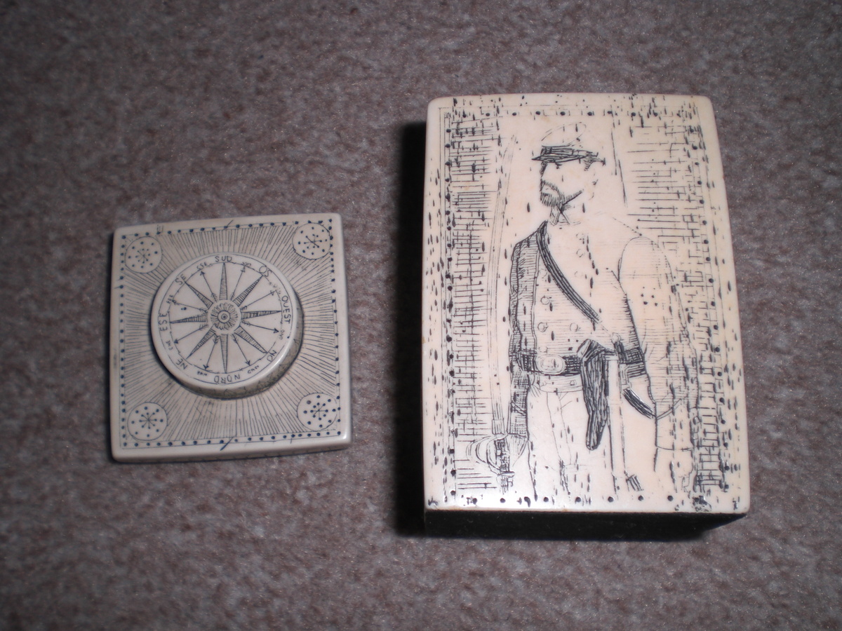 Square pottery jar with oictures of General Sherman and Stonewall Jackson