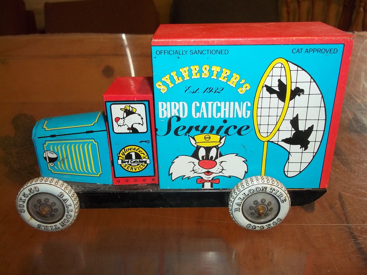VINTAGE TOY TRUCK - Model Cars