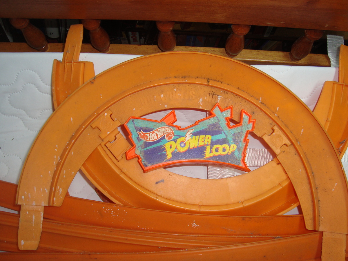 hot wheels track 