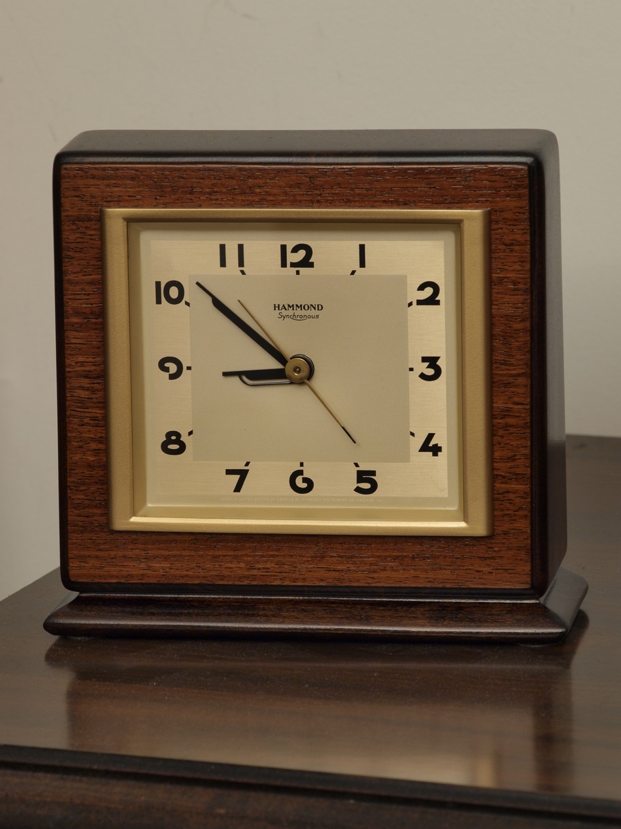 Hammond Wood Clock: The “Cavalier”