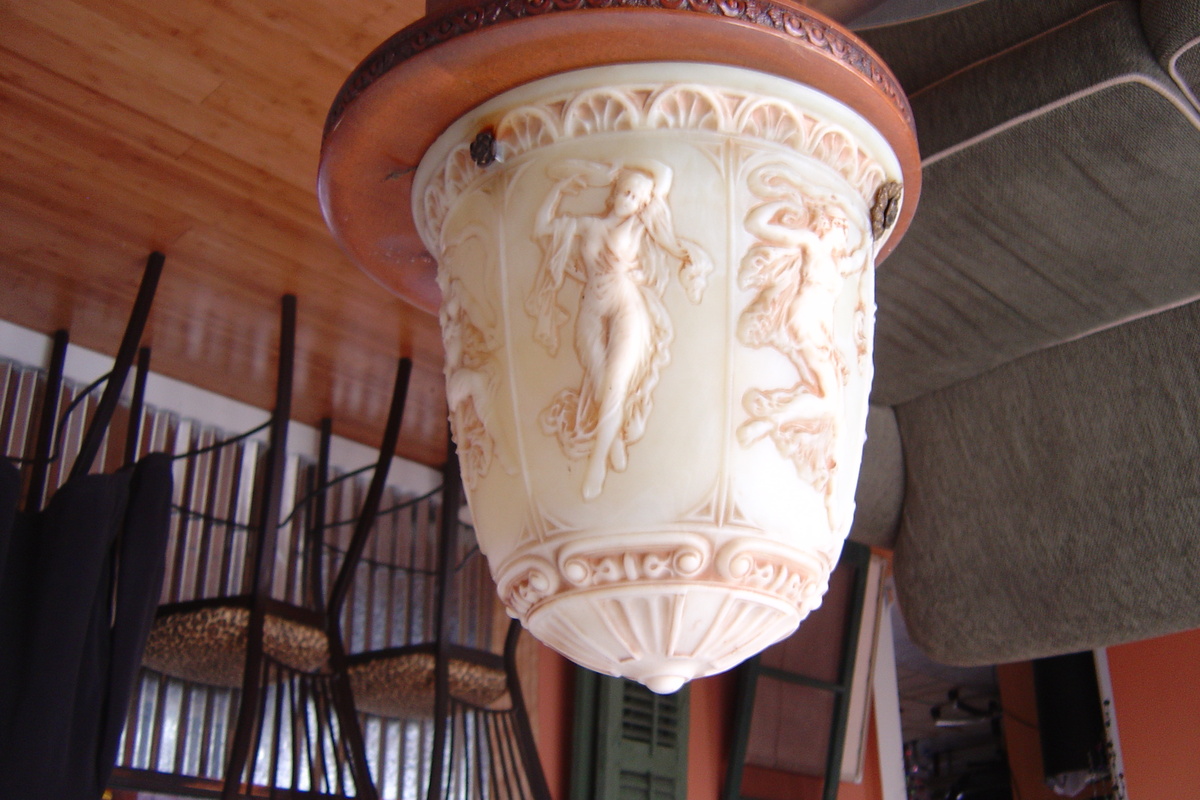 3 graces hanging lamp shade