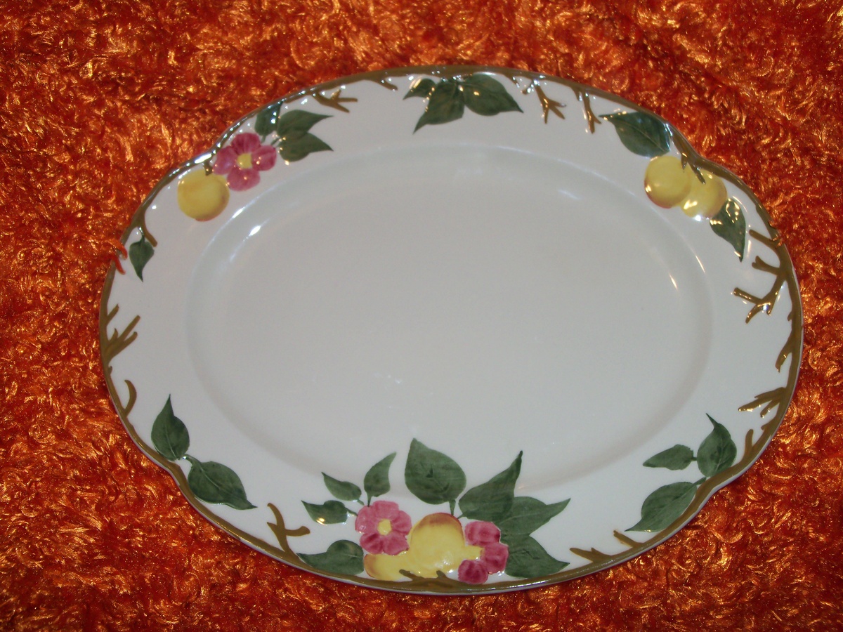 Peachbloom Plater #11 made - China and Dinnerware