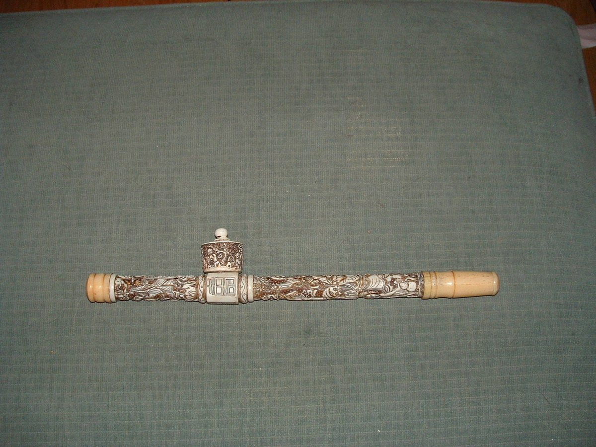 Chinese Opium Pipe - Tobacciana