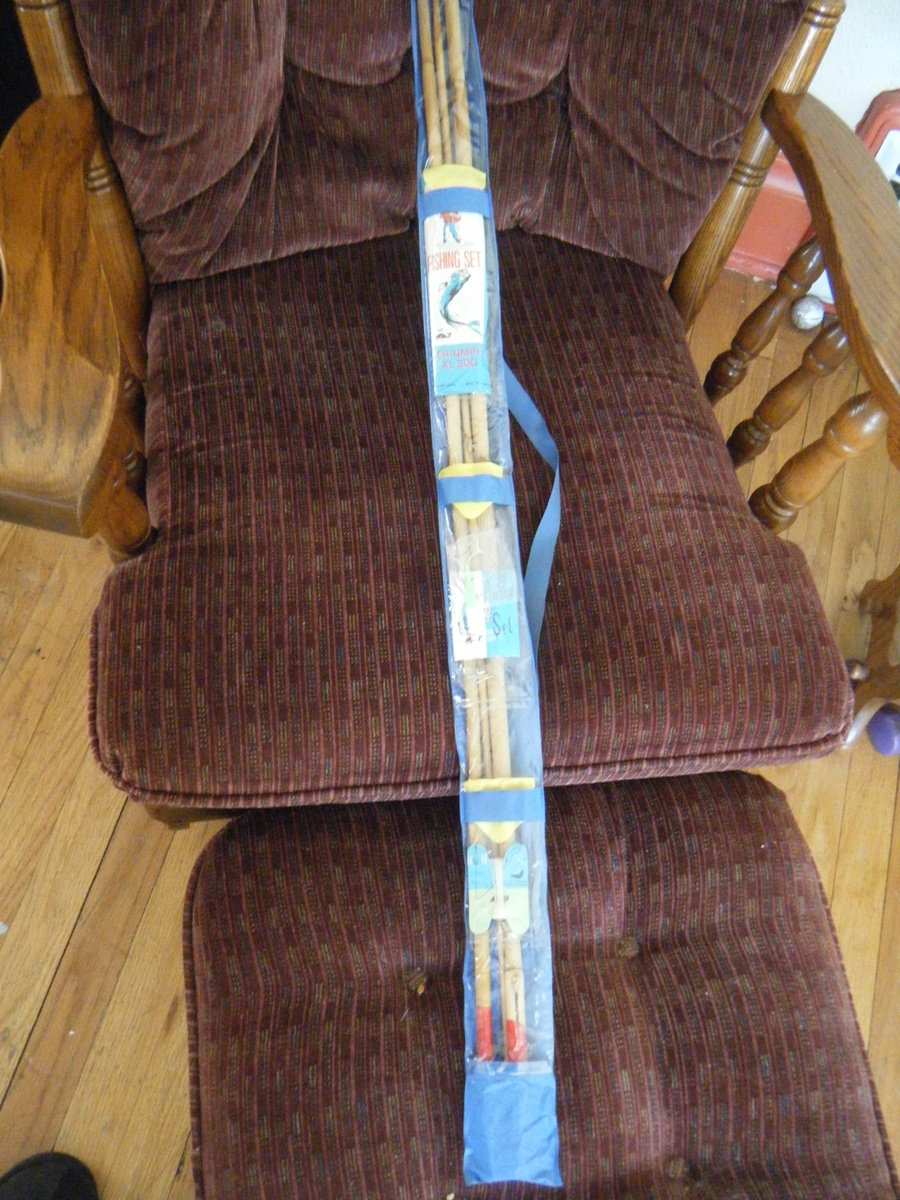 VINTAGE BAMBOO FISHING POLE