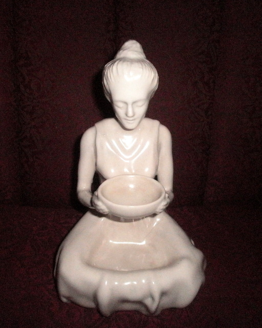 LADY WITH A BOWL CERAMIC - Art Pottery