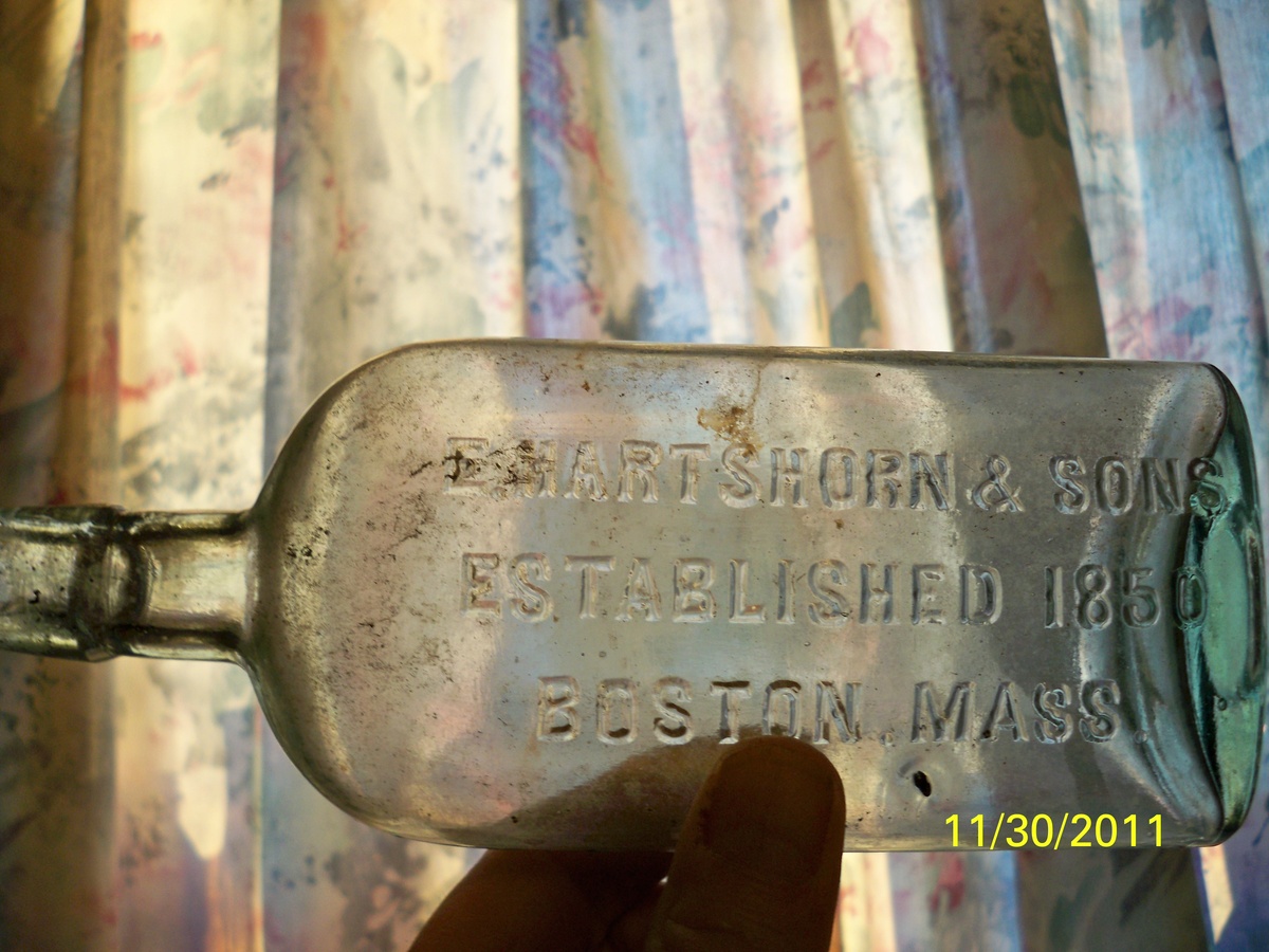 Early Hartshorn Bottle no chips