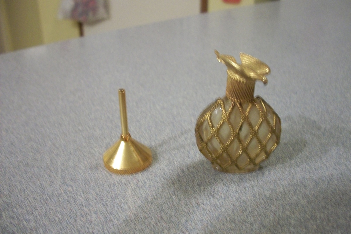 Vintage NINARICCI ? - Bottles