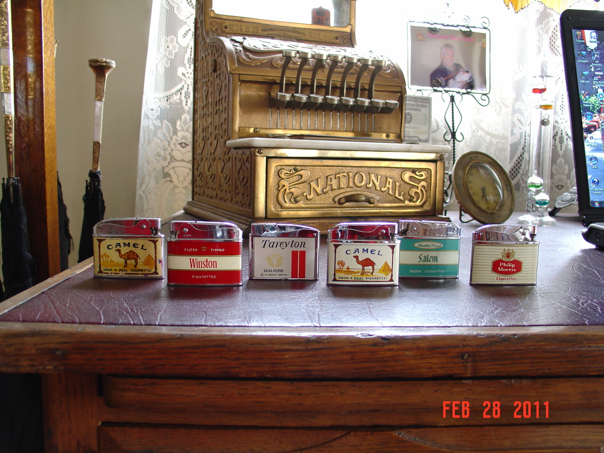 Tobacco Advertising... Smoking Memorabilia...Lighters From The Fifties And Sixties - Tobacciana