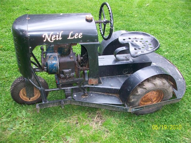 Bantam Trike Amusement Park Tractor Ride - Tractors