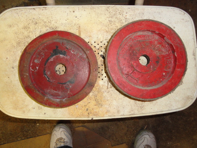 Red wheels? - Tools and Hardware