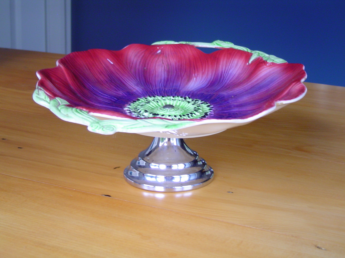 staffordshire cake pedestal - China and Dinnerware