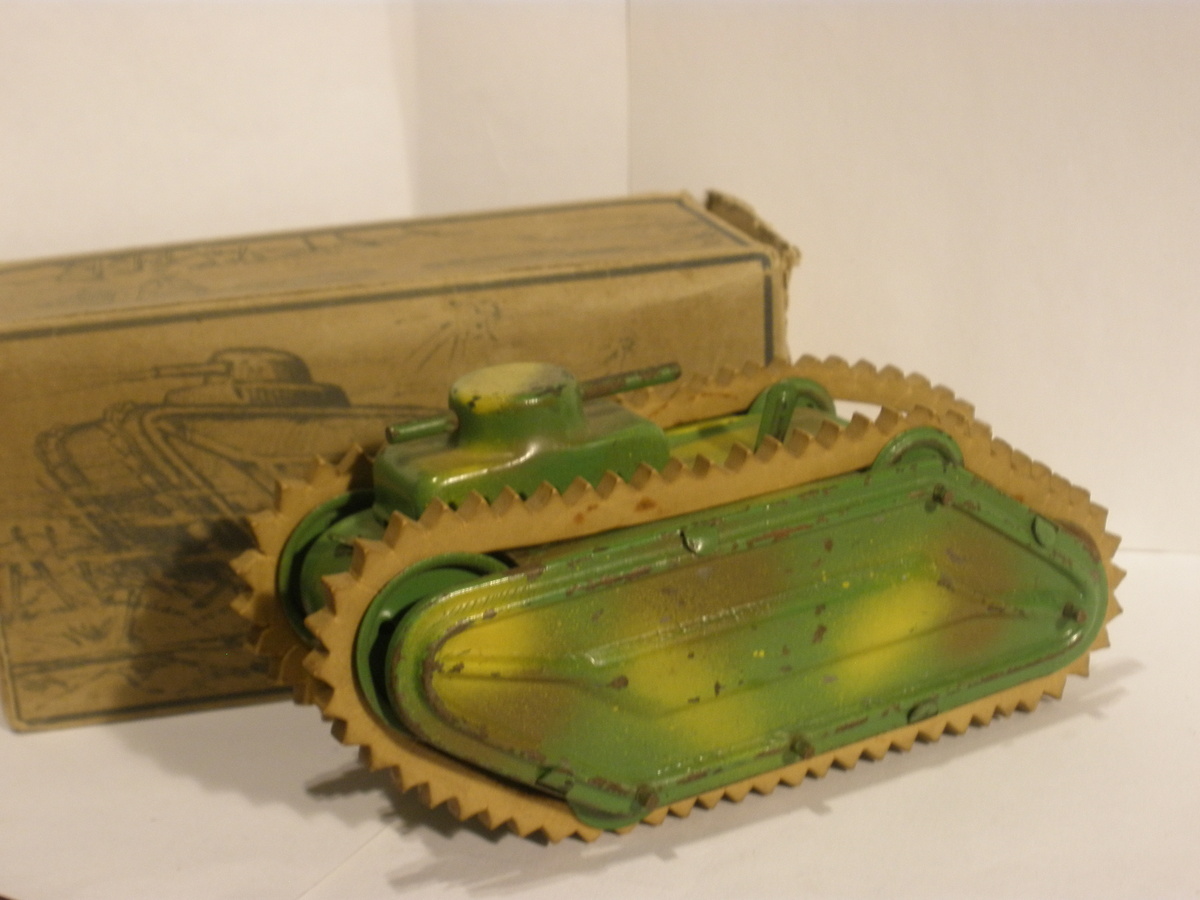 German WWI style Tank. Early 1930s, Possibly Gama? Tin wind up.  - Model Cars