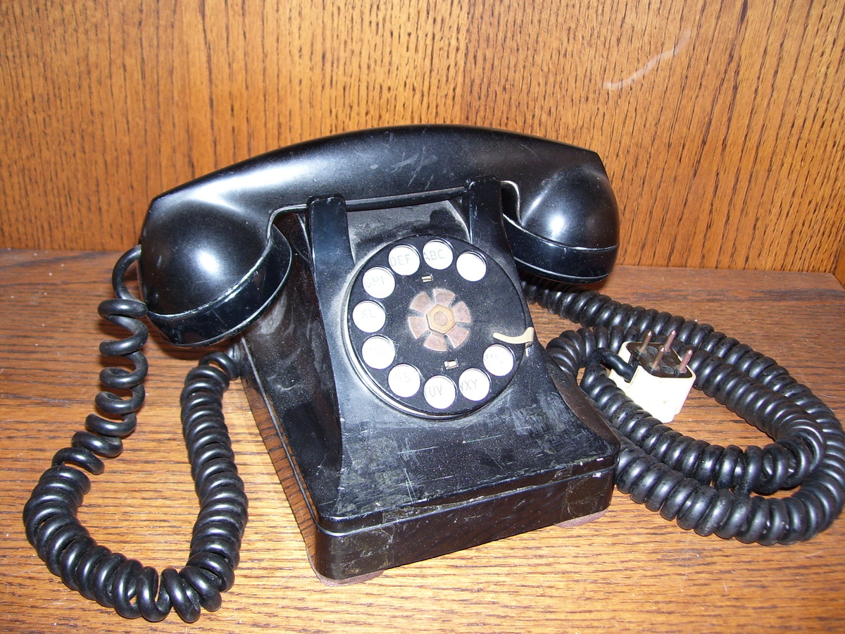 Phone 1935 - Telephones